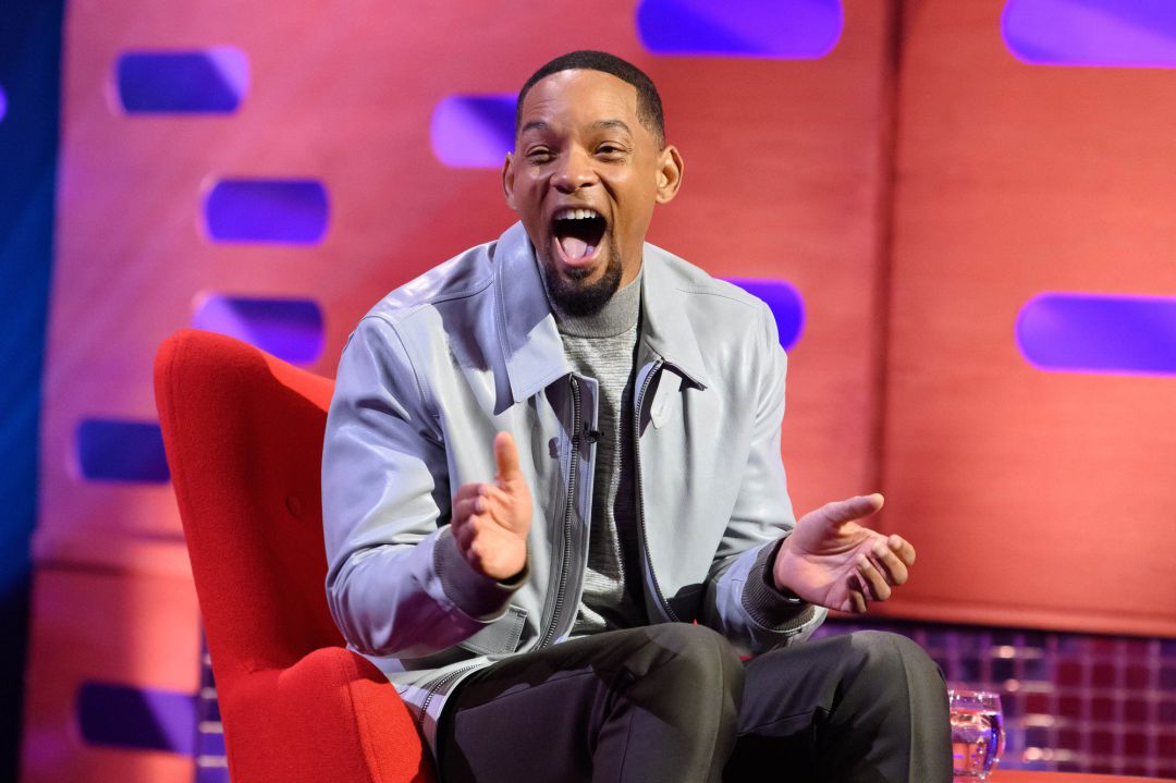 25 November 2021, United Kingdom, London: US Actor Will Smith gives a thumbs up during the filming for the Graham Norton Show at BBC Studioworks 6 Television Centre