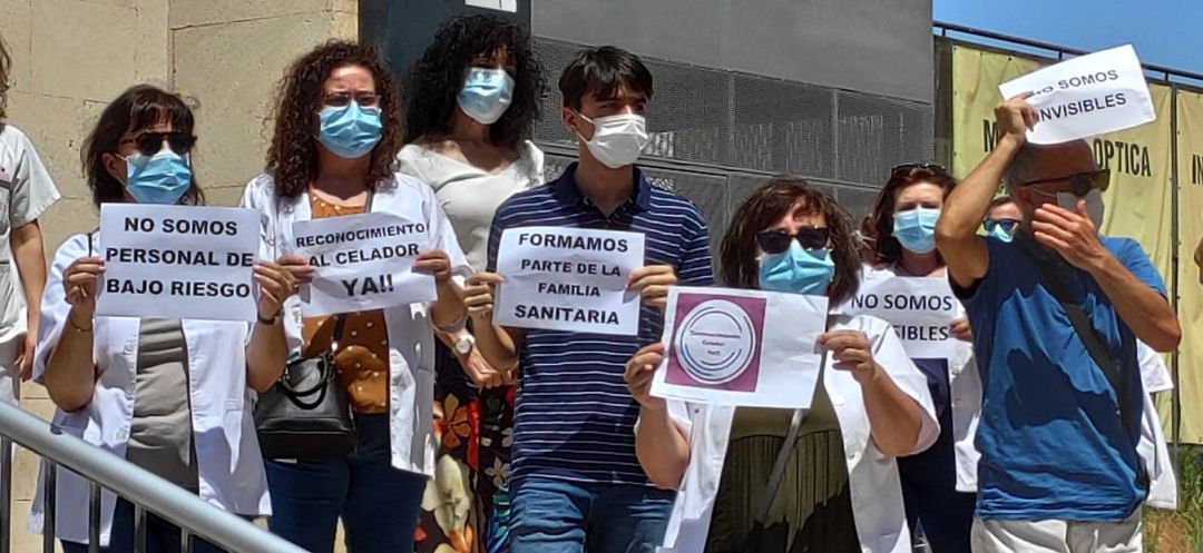 Protesta de la Plataforma Reconocimiento Para El  Celador Ya en la Región Murcia 