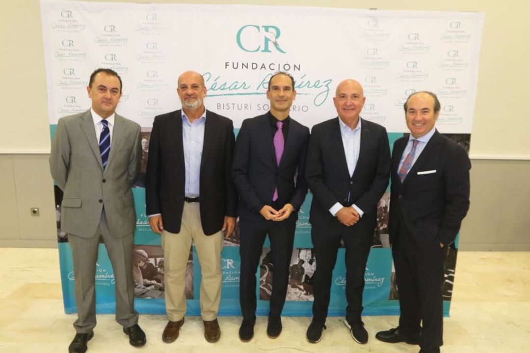 Representantes del Málaga, Unicaja y Trops Málaga con César Ramírez
