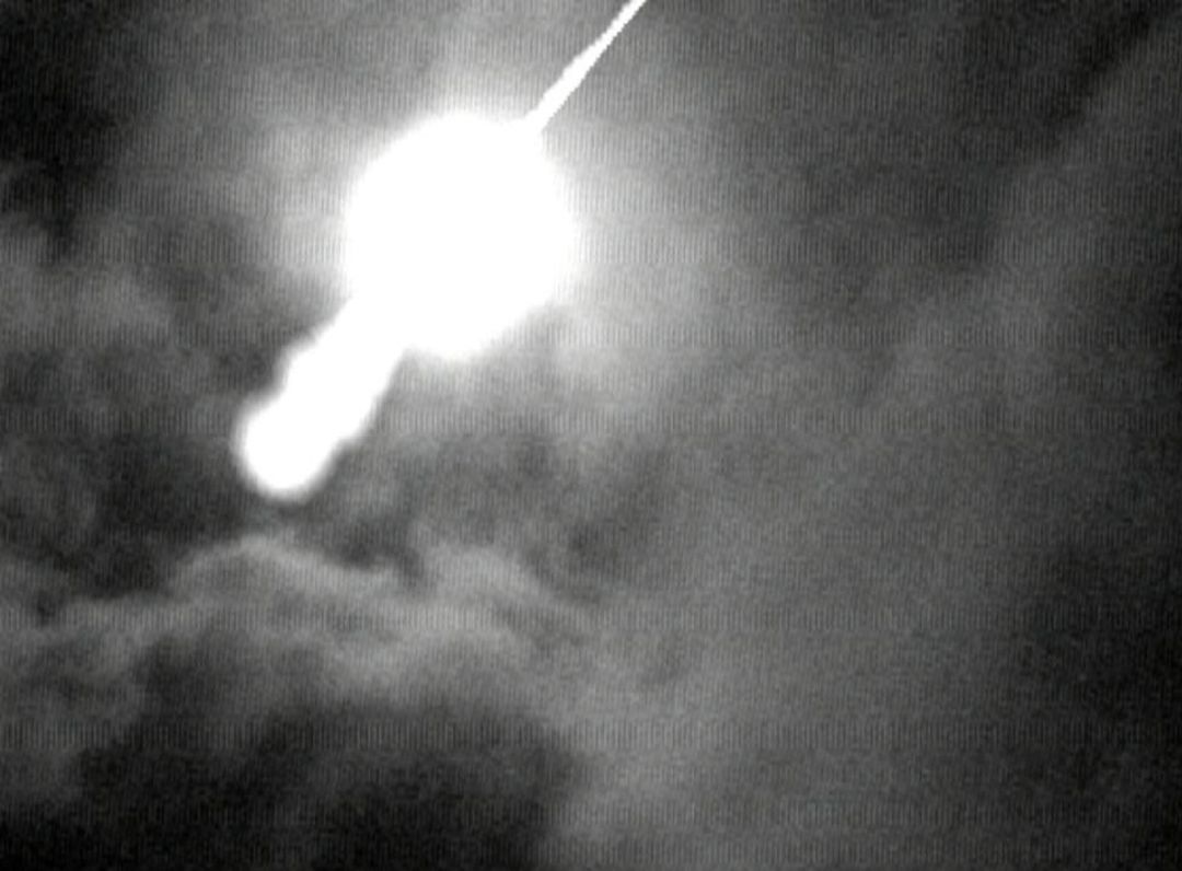 Imagen de archivo de una bola de fuego visible desde el cielo