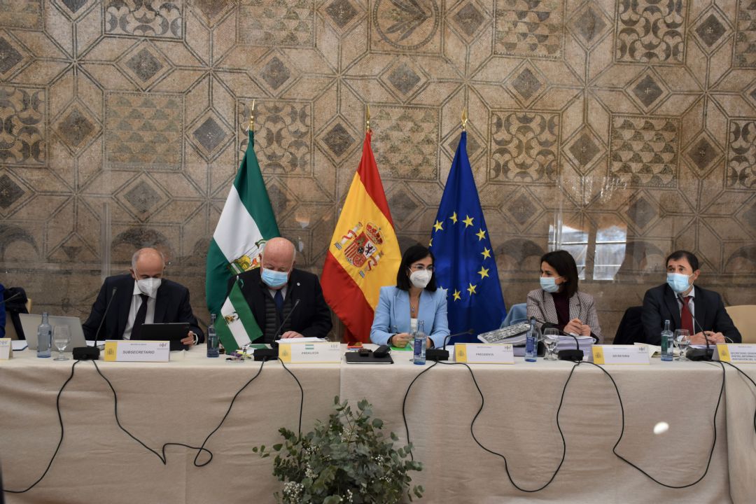 Carolina Darias junto a Jesús Aguirre en la reunión del Comité Interterritorial de Salud. 