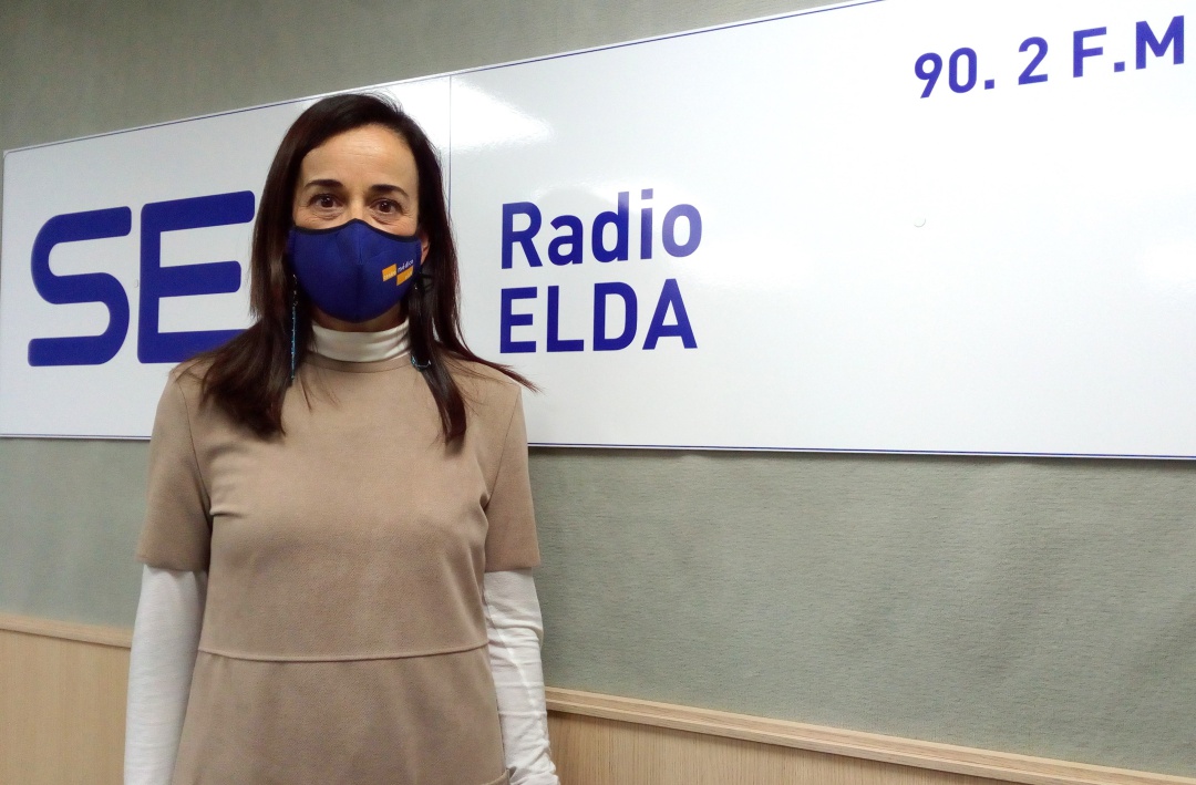 Ruth Sánchez Sánchez, Ginecóloga y Directora Médica del Centro Médico Elda, en el estudio de Radio Elda SER