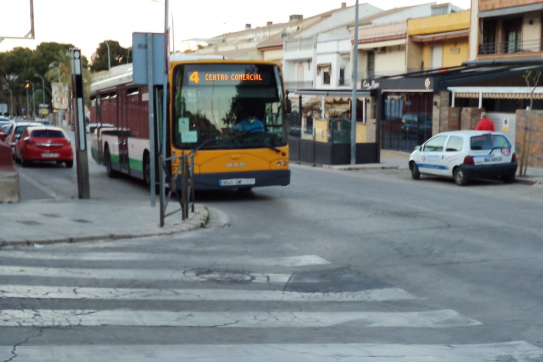 La empresa Autobuses Castillo sigue generando titulares a pesar de que ya no se encarga del Bus Urbano en Jaén capital
