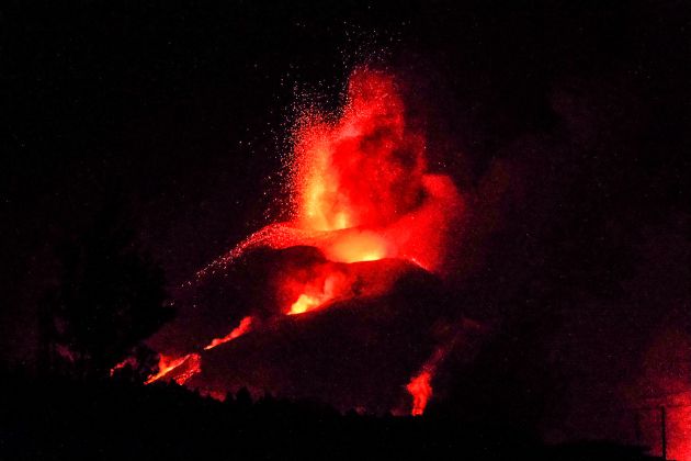 La Palma volcano eruption at night.
