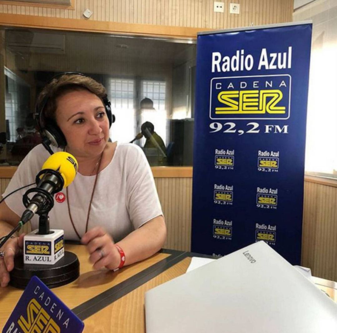 Elena García, alcaldesa de Socuéllamos en una entrevista de Radio Azul (IMAGEN ARCHIVO)