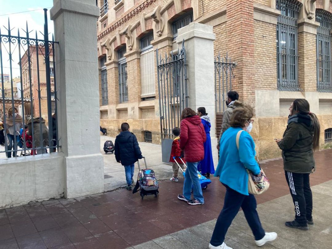 Vuelta hoy a las aulas en el CEIP El Carmen (Murcia)