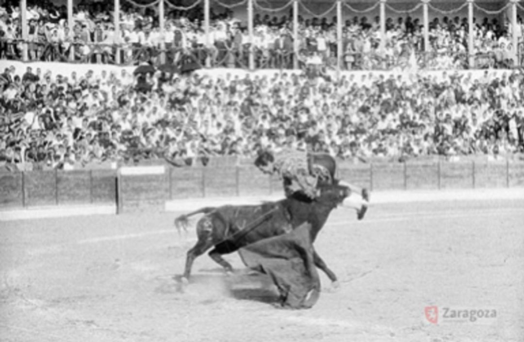 Imagen de archivo de Gerardo Sancho, que fotografió la cogida de Jaime Ostos en la plaza de toros de Tarazona
