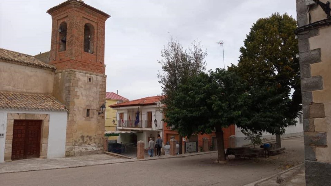 Un pueblo de 76 habitantes ofrece su bar, de forma gratuita, para luchar contra la despoblación