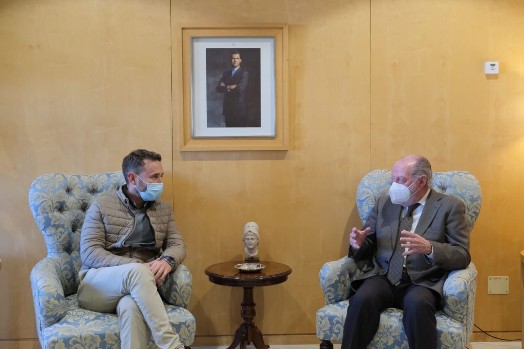 Villalobos con el alcalde de El Coronil, hoy en la Sede de la Diputación