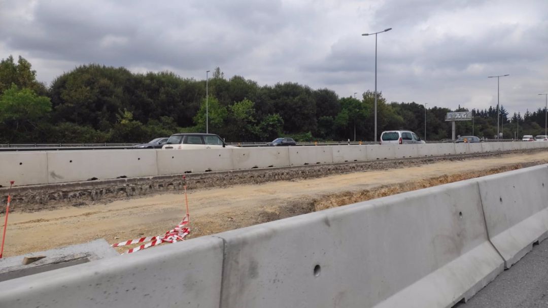 Obras de ampliación con un tercer carril en la autopista "Y"