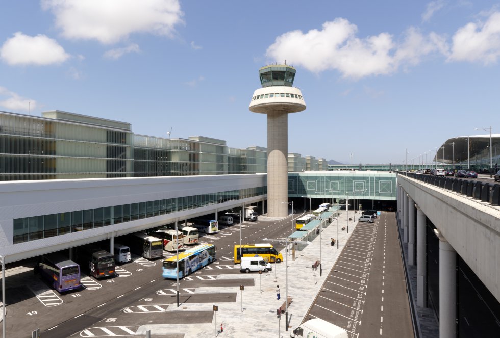 La T1 del aeropuerto de Barcelona, diseñada por Bofill.