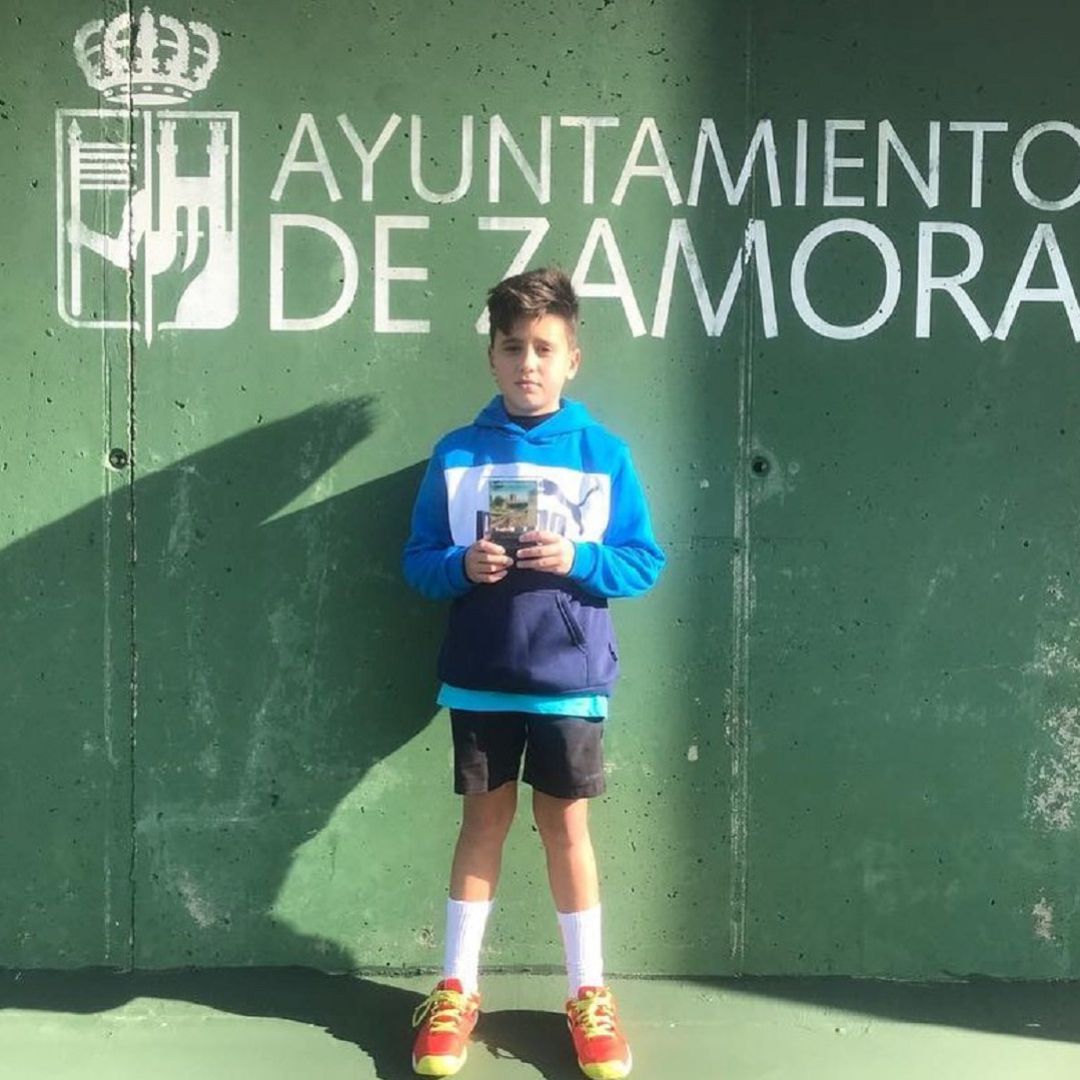 Pablo Dueñas ha comenzado el año proporcionando buenas noticias al club Infinity Tennis