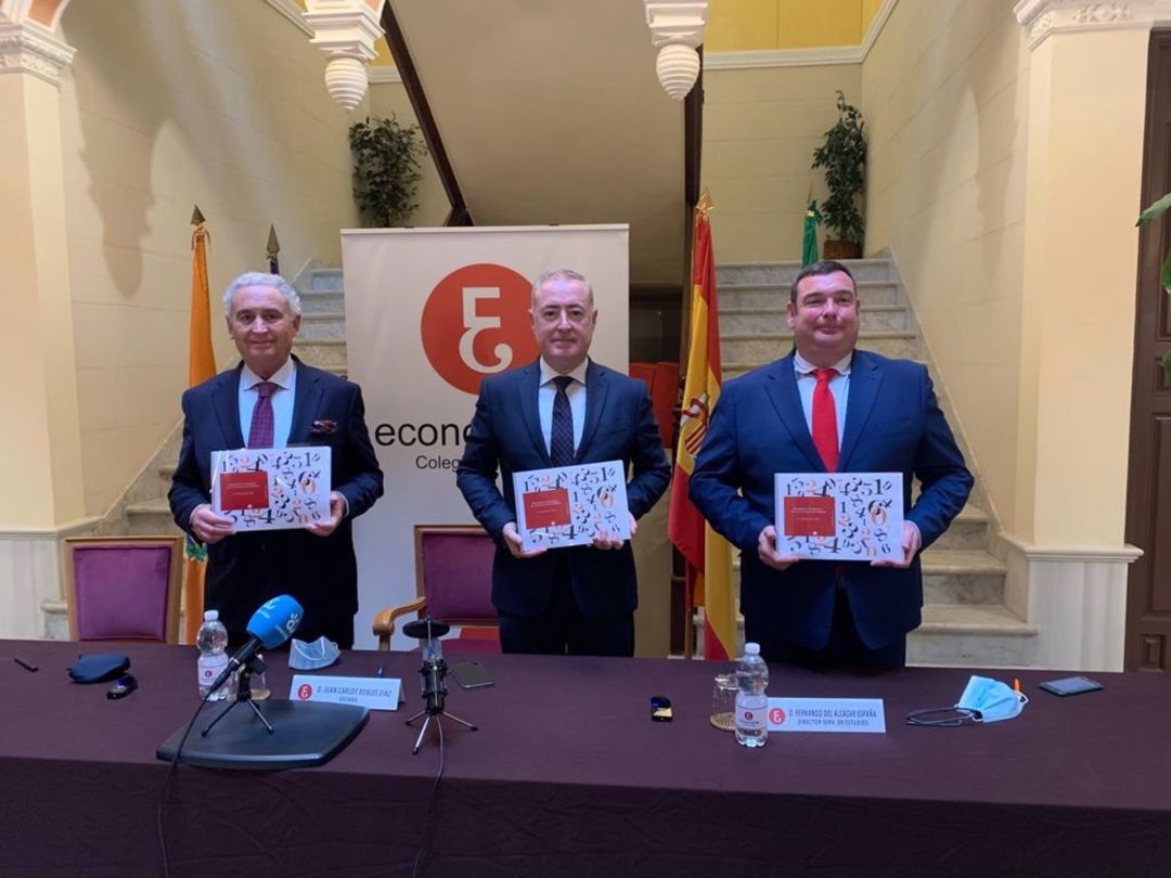 El Colegio de Economistas prevé que la economía de Málaga seguirá creciendo por encima de Andalucía y España