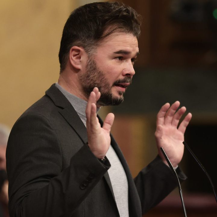 Rufián denuncia "presiones" y "chantaje" para que ERC apoye la reforma laboral