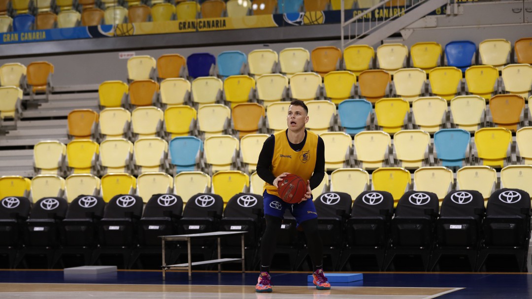 El Gran Canaria pretende consolidar el liderato ante el Promithas